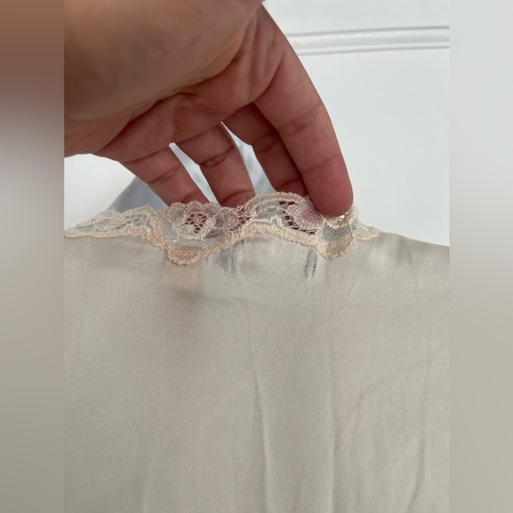 Vintage Banana Republic 2005 95% silk robe - Picture 6 of 8